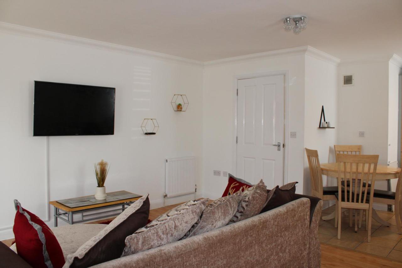 Eldridge Court Apartment Dagenham Buitenkant foto